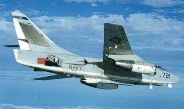 DOUGLAS A-3 Skywarrior DOUGLAS ERA-3 Skywarrior DOUGLAS NRA-3 Skywarrior DOUGLAS TA-3 Skywarrior A3 aircraft photograph