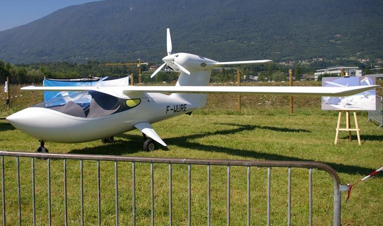 LISA Akoya AKOY aircraft photograph