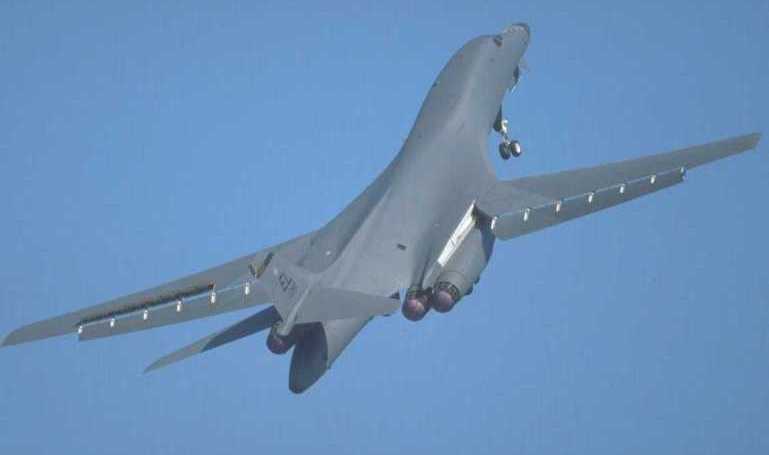 ROCKWELL B-1 Lancer B1 aircraft photograph