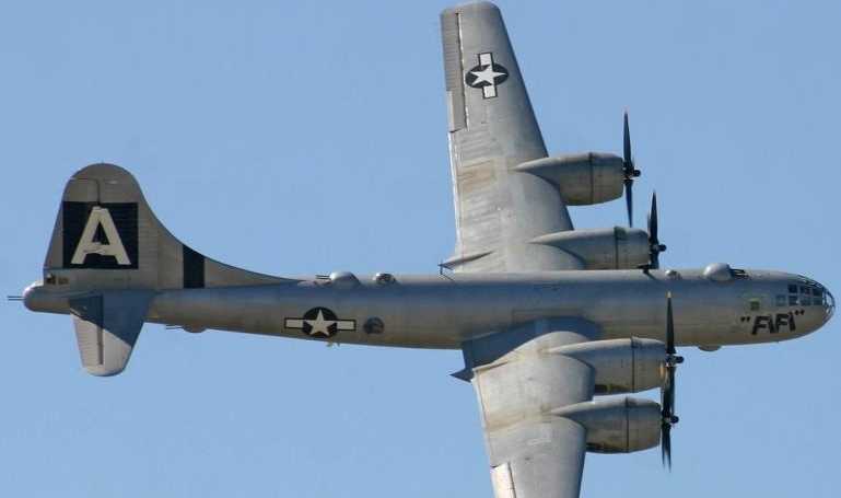 BOEING B-29 Superfortress B29 aircraft photograph