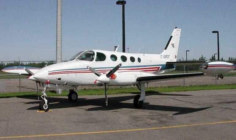 CESSNA 335 C335 aircraft photograph