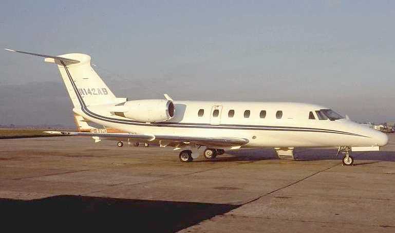 CESSNA 650 Citation 3 CESSNA 650 Citation 6 CESSNA 650 Citation 7 C650 aircraft photograph