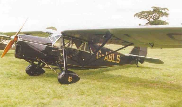 DE HAVILLAND DH-80 Puss Moth DH80 aircraft photograph
