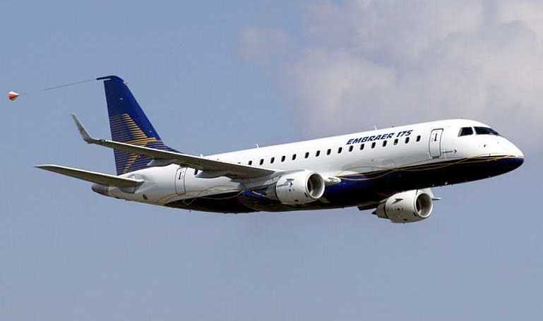 EMBRAER ERJ-170-100 EMBRAER 170 E170 aircraft photograph