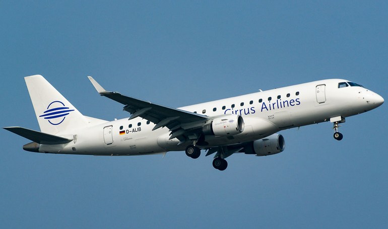 EMBRAER 175 (long wing) EMBRAER ERJ-170-200 (long wing) E75L aircraft photograph