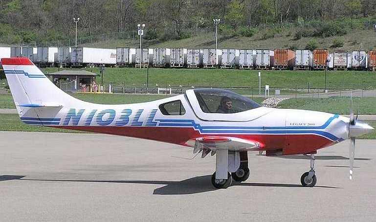 LANCAIR Legacy LEG2 aircraft photograph