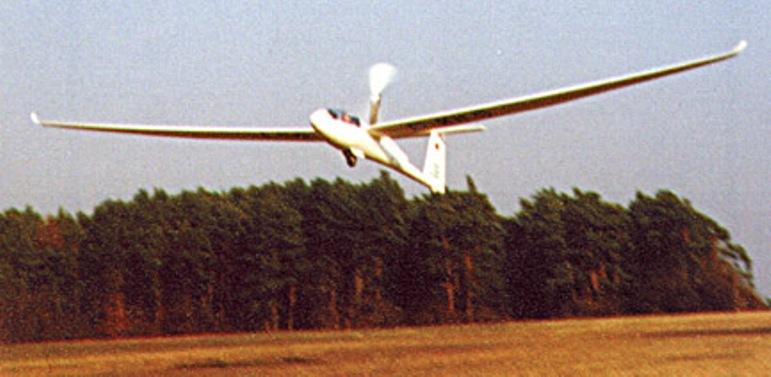 ROLLADEN-SCHNEIDER LS-9 LS9 aircraft photograph